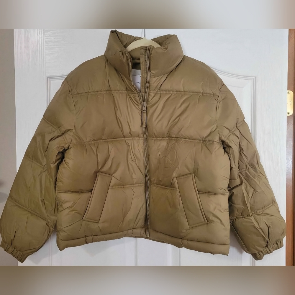 NWT American Eagle Women's Stylish Gold Puffer Jacket - Picture 9 of 10